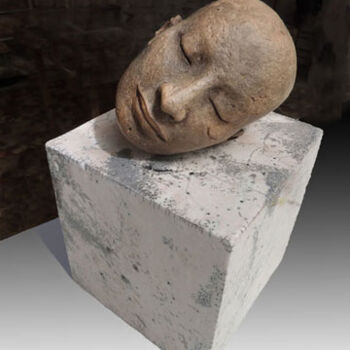 Sculpture titled "Seule" by Lou Perdu, Original Artwork, Terra cotta