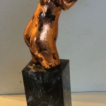 Скульптура под названием "Désespoir Covid" - Michel, Подлинное произведение искусства, Терракота