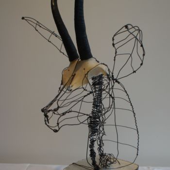 Sculpture intitulée "le chamois" par Laurence Van Baren, Œuvre d'art originale, Métaux