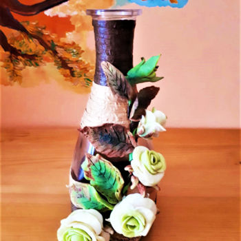 Design intitulée "Carafe aux roses" par Luana Béatrice Lazar, Œuvre d'art originale, Décoration de maison