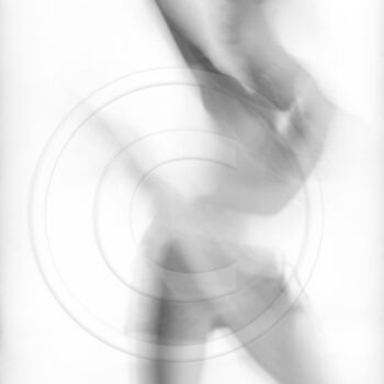 Photographie intitulée "La petite danseuse" par Luce Dupont, Œuvre d'art originale, Photographie argentique