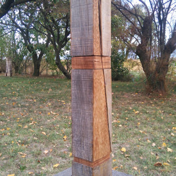 Sculpture intitulée "Chêne gris" par Ludovik Bost  Totems Cambium-Même, Œuvre d'art originale, Bois
