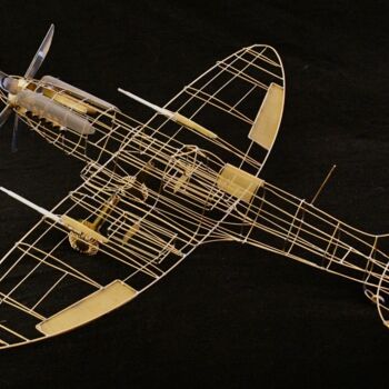 Design mit dem Titel "Supermarine Spitfire" von Luigi Lupini, Original-Kunstwerk, Metalle