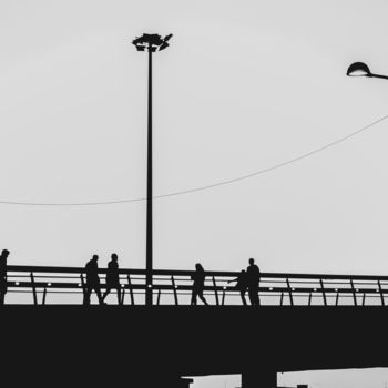 Photography titled "Silhouette Bridge" by Luigi Veggetti, Original Artwork, Digital Photography