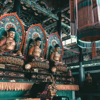 Photography titled "Asian Temple" by Luigi Veggetti, Original Artwork, Digital Photography