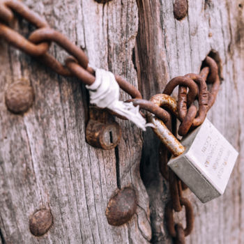 "Lock and chain" başlıklı Fotoğraf Andrey Lukovnikov tarafından, Orijinal sanat, Dijital Fotoğrafçılık