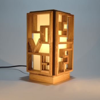 Design intitulada "Lampe en bois, 'Lov…" por Lune Et Animo, Obras de arte originais, Iluminação