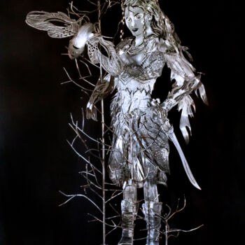 Sculpture titled "Guerrière" by Luva Simone, Original Artwork, Metals