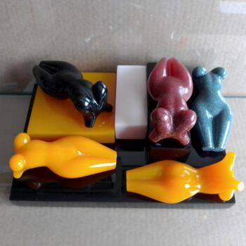 Sculpture titled "5GIRLS2 DIFFERENT O…" by Maas Tiir, Original Artwork, Resin