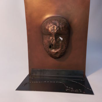 Sculpture titled "Gueule cassée" by Maat., Original Artwork, Metals