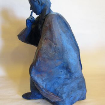 Sculpture titled "La Nuit" by Mabé, Original Artwork, Terra cotta