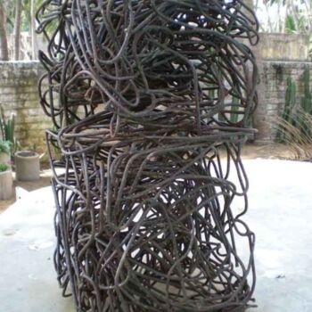 Sculpture titled "DISTORSION" by Mag Michel, Original Artwork
