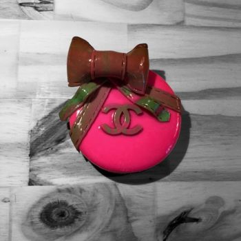 Sculpture titled "French Box Macaroon…" by Mahëlle, Original Artwork, Polymer clay
