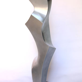 「sc14.jpg」というタイトルの彫刻 Mahi Chafik-Idrissiによって, オリジナルのアートワーク, 樹脂