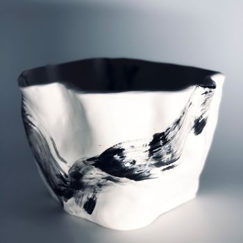 Sculpture intitulée ""line of life" Vase" par Maksim Mishin, Œuvre d'art originale, Céramique