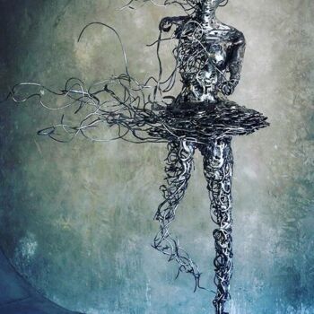 Scultura intitolato "Скульптура "Балерин…" da Maksim Dergachev, Opera d'arte originale, Metalli