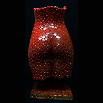 Escultura intitulada "cambrure-louise-red…" por Malte Lehm, Obras de arte originais, Cerâmica