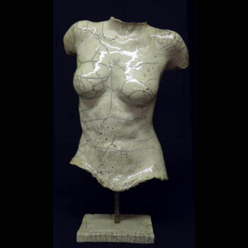 Scultura intitolato "Buste Anna Satin RA…" da Malte Lehm, Opera d'arte originale, Ceramica