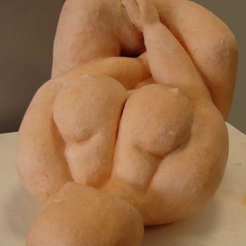 Sculpture intitulée "GENEREUSE" par France Lemaitre, Œuvre d'art originale, Terre cuite