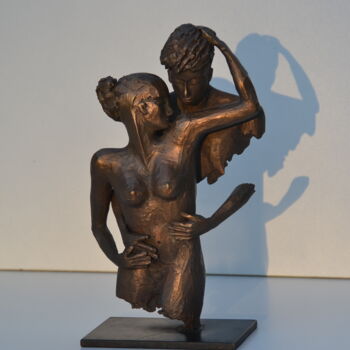 Sculpture titled "Sweet Memories" by Manoyan, Original Artwork, Bronze