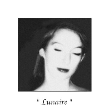 Photographie intitulée "Lunaire" par Marc Acquaviva, Œuvre d'art originale