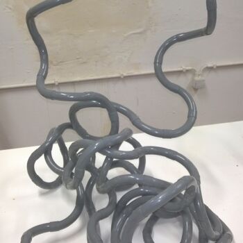 Sculpture titled "convulsions intesti…" by Marc, Original Artwork, Plastic