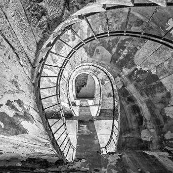 Photographie intitulée "veil escalier" par Marc Knecht Photographe, Œuvre d'art originale, Photographie non manipulée