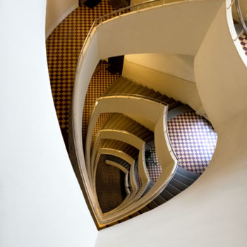 Fotografia zatytułowany „escalier design” autorstwa Marc Knecht Photographe, Oryginalna praca, Fotografia nie manipulowana