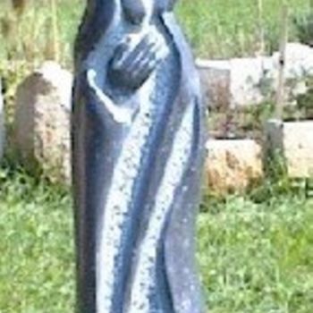Sculptuur getiteld "Madone." door Seraphin, Origineel Kunstwerk, Steen