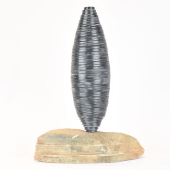 Escultura intitulada "OVOÏDE ÉTIRÉ" por Marc Mugnier, Obras de arte originais, Pedra