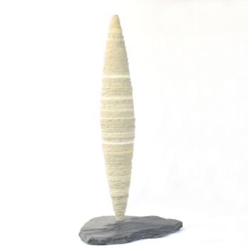 Escultura titulada "L'ÉLANCÉE" por Marc Mugnier, Obra de arte original, Piedra