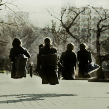 Fotografia zatytułowany „UENO GIRLS” autorstwa Marco Della Rosa, Oryginalna praca, Fotografia filmowa