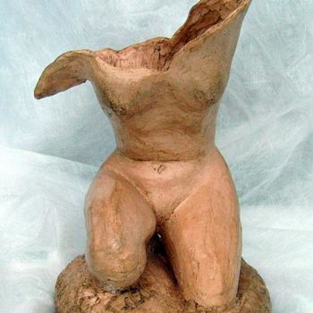 Sculpture titled "Accroupie" by Marian Cobos, Original Artwork