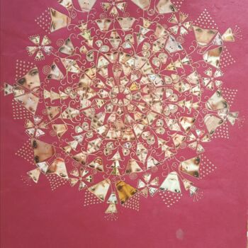 Collages intitulée "mandala collage dor…" par Marianne Camus, Œuvre d'art originale, Collages