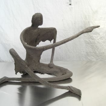 Skulptur mit dem Titel "kleine-sitzende-zei…" von Marianne Roetzel, Original-Kunstwerk, Andere