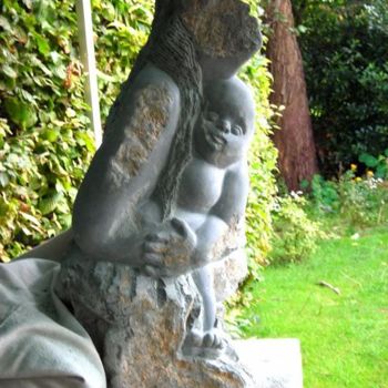Escultura intitulada "finitions "dans les…" por Marianne Monnoye-Termeer, Obras de arte originais, Pedra