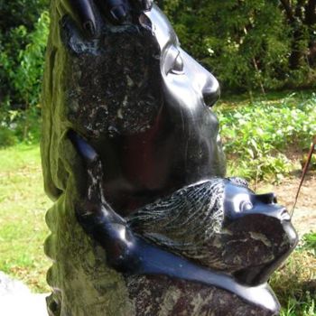 Skulptur mit dem Titel "Valse a 3 temps" von Marianne Monnoye-Termeer, Original-Kunstwerk, Stein