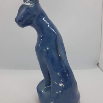 Sculpture titled "chat bleu clair" by Marie Pascale Martins, Original Artwork, Ceramics