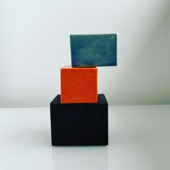 Scultura intitolato "Cubes I" da Marie-Pierre Montet, Opera d'arte originale, Terracotta