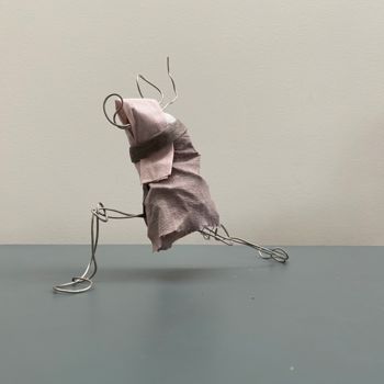 Sculpture titled "Annabelle" by Marie-Camille Tassart, Original Artwork, Wire