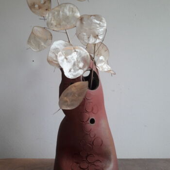 Скульптура под названием "Vase en terre de Xi…" - Marie-Claire Touya, Подлинное произведение искусства, Глина