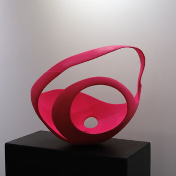 「Boucle」というタイトルの彫刻 Marina Nimmoによって, オリジナルのアートワーク, セラミックス