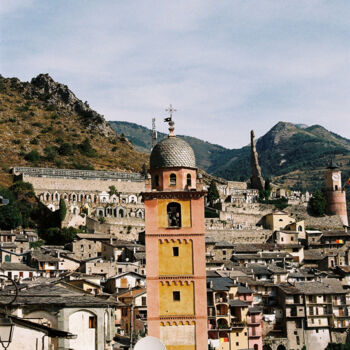 Photography titled "Village de Tende" by Marine Colombier, Original Artwork, Analog photography