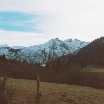 Photography titled "Mont-Dore" by Marine Colombier, Original Artwork, Analog photography