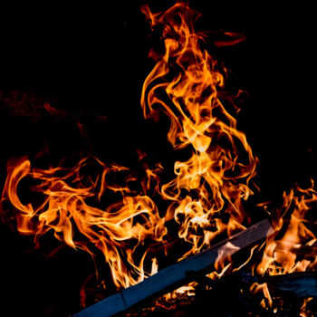 Photography titled "Feuer II" by Mario A. Brunnbauer, Original Artwork, Digital Photography