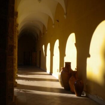 Fotografia intitolato "porticato" da Mario Venza, Opera d'arte originale