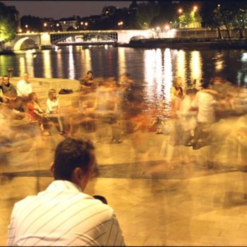Fotografie getiteld "Quai de Seine 2" door Marion Roux, Origineel Kunstwerk