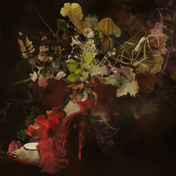Fotografie mit dem Titel "Red Heel" von Mariska Karto, Original-Kunstwerk, Manipulierte Fotografie