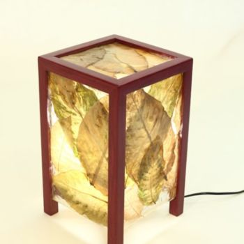 Scultura intitolato "Lampe en feuilles." da Vince, Opera d'arte originale