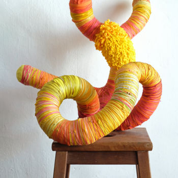 Sculpture intitulée "je-veux-du-soleil-m…" par Marta Santos, Œuvre d'art originale